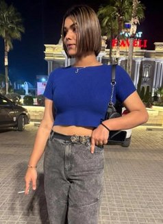 Aarohi - Acompañantes transexual in Gurgaon Photo 2 of 7