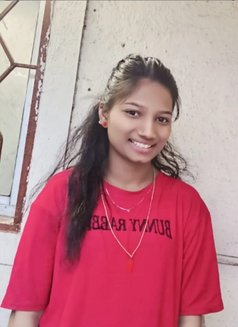 Zoya web cam or real meet - escort in Chennai Photo 2 of 3