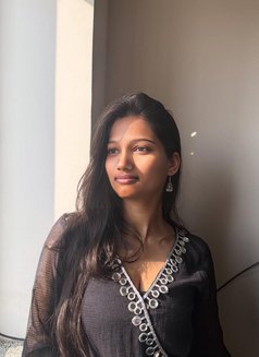 Zoya web cam or real meet - escort in Bangalore Photo 2 of 2