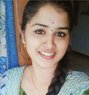 Aarohi - puta in Coimbatore Photo 1 of 3