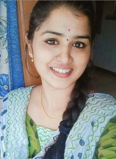 Aarohi - escort in Coimbatore Photo 1 of 3