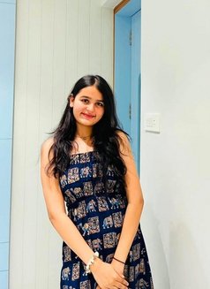 Aarohi - puta in Hyderabad Photo 1 of 9