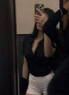 Nidhi - escort in Mumbai Photo 2 of 2