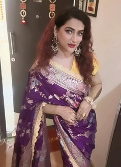 Aarohi - Transsexual escort in Mumbai Photo 18 of 18