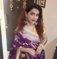 Aarohi - Acompañantes transexual in Mumbai