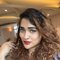 Aarohi - Acompañantes transexual in Thane