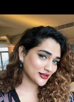 Aarohi - Acompañantes transexual in Thane Photo 24 of 25
