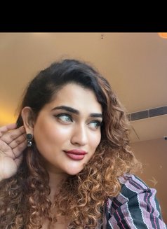Aarohi - Acompañantes transexual in Thane Photo 25 of 25