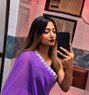 Aarohi Real Meet and cam show sex chat - puta in Hyderabad Photo 1 of 3