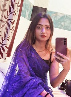 Aarohi Real Meet and cam show sex chat - puta in Hyderabad Photo 2 of 3