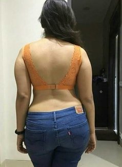 Aarohi Sharma (Cam Fun with toy) - escort in New Delhi Photo 4 of 7