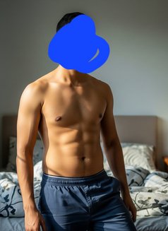 Aaron D Souza - Acompañantes masculino in New Delhi Photo 2 of 5