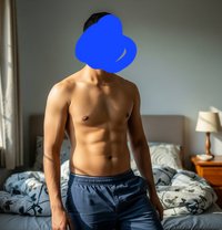 Aaron D Souza - Acompañantes masculino in New Delhi