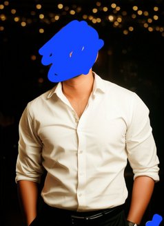Aaron D Souza - Acompañantes masculino in New Delhi Photo 5 of 5