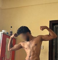 Aaron - Acompañante masculino in Bangalore