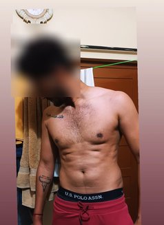 Aaron - Acompañante masculino in Bangalore Photo 4 of 7