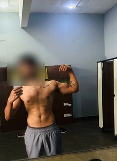Aaron - Acompañante masculino in Bangalore Photo 5 of 7