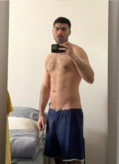 Aaron - Male escort in Bangalore Photo 7 of 7