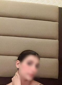 Myself Aarthi From India - in Dubai - puta in Dubai Photo 8 of 8