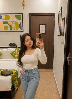 Aarti - escort in Ghaziabad Photo 3 of 5