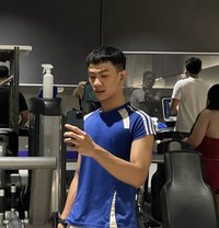 Aartt - Male escort in Makati City