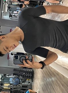 Aartt - Male escort in Makati City Photo 9 of 10