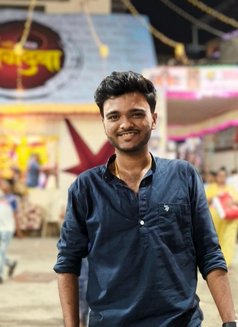 Aarush - Male escort in Mumbai Photo 2 of 8