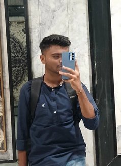 Aarush - Male escort in Mumbai Photo 4 of 8