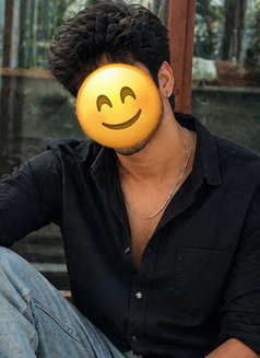 Aarush - Male escort in Noida Photo 1 of 2