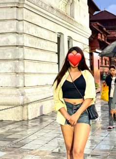 Independent girl for hand cash service - escort in Kathmandu Photo 1 of 2
