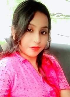 Aarushi Escort Service - escort in Kolkata Photo 2 of 6