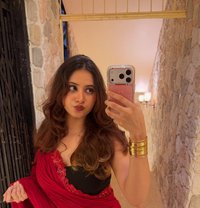 Aarushi - escort in Rajkot Photo 1 of 6