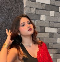 Aarushi - puta in Rajkot