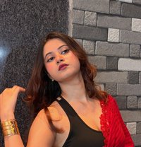 Aarushi - puta in Rajkot