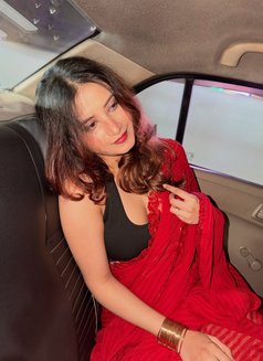 Aarushi - puta in Rajkot Photo 5 of 6