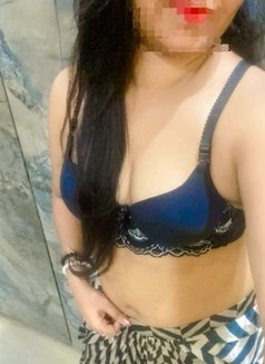 AARYA ,only online services,CAM CHAT PH - escort in Chennai Photo 6 of 9