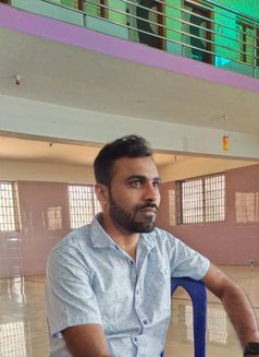 Aaryaan 1990 - Acompañantes masculino in Bangalore Photo 1 of 1