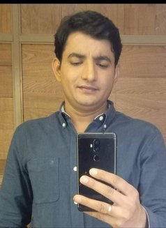 Aaryan - Male escort in Mumbai Photo 4 of 4