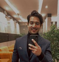 Aaryan Rocks - Male escort in Gurgaon