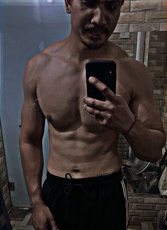 Aaryan Rocks - Male escort in Gurgaon Photo 4 of 10