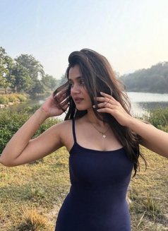 Aarzoo Sinha Incall Outcall, Escort - escort in Ahmedabad Photo 3 of 7