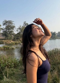 Aarzoo Sinha Incall Outcall, Escort - escort in Ahmedabad Photo 5 of 7