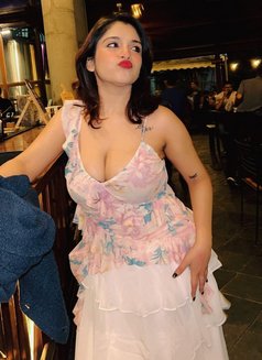 Aashi Available Low Price in Ahmedabad - escort in Ahmedabad Photo 3 of 11