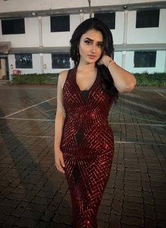 Aashi - escort in Chandigarh Photo 1 of 6