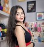 Aashi - escort in Kochi Photo 1 of 6