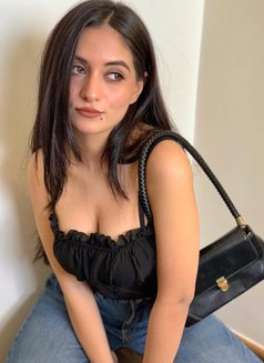 Aashi - escort in Navi Mumbai Photo 2 of 5