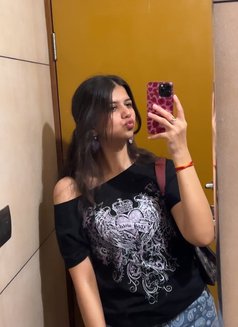 Aashika - escort in Guwahati Photo 3 of 3