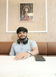 Aashish - Acompañantes masculino in Ahmedabad Photo 1 of 5