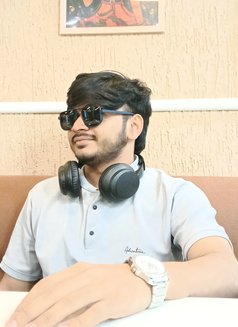 Aashish - Acompañantes masculino in Ahmedabad Photo 2 of 5