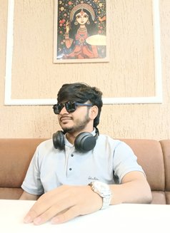 Aashish - Acompañantes masculino in Ahmedabad Photo 3 of 5